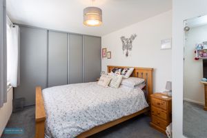 Bedroom- click for photo gallery